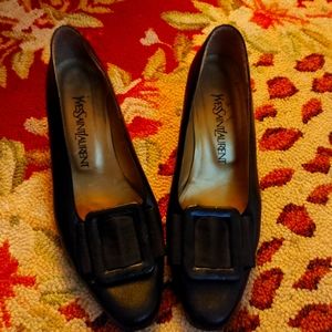 VINTAGE YvesSaintLaurent size 6- 7 shoes RARE